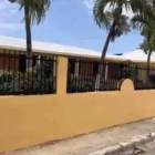 2814- CASA EN SAN FERNANDO DE MONTECRISTI