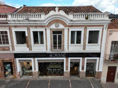 Casa Comercial en Centro Historico de Cuenca