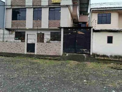 Casa en  Av. Quevedo 5, Santo Domingo 230101, Ecuador