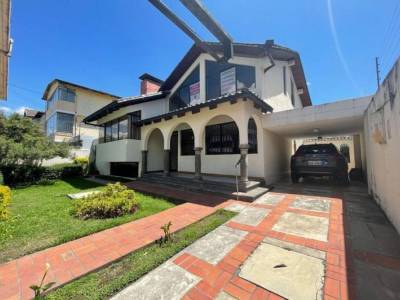Casa Renta Venta Sector Quicnetro Para Ofiicna