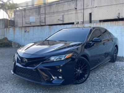 Toyota Camry SE 2018