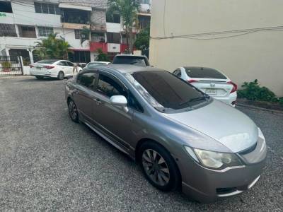 Honda Civic LX 2009