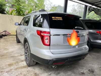 Ford Explorer Limited 2013