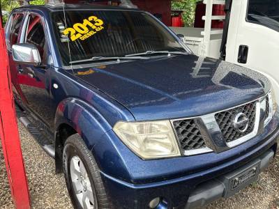 Nissan Navara LE 2013