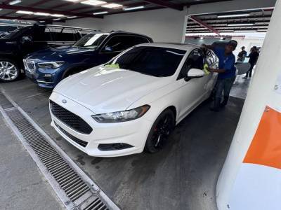 Ford Fusion Titanium 2016