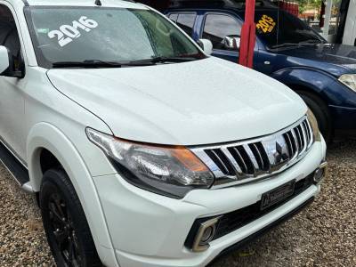 Mitsubishi L200 2016