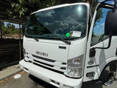 Isuzu NRR 2017