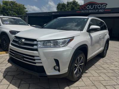 Toyota Highlander XLE 2019