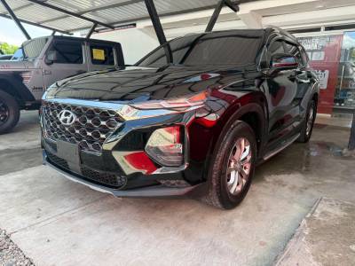 Hyundai Santa Fe SE 2019