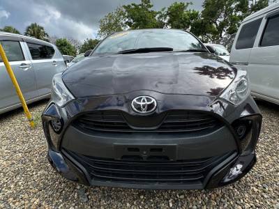 Toyota Yaris LE 2020