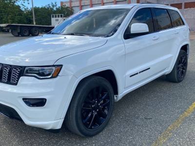 Jeep Grand Cherokee Laredo X 2021