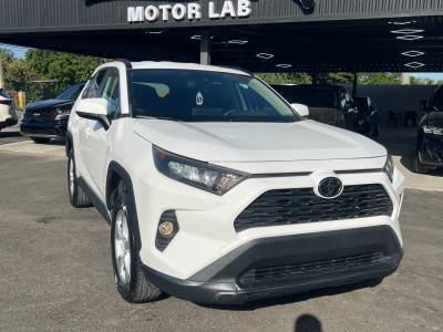 Toyota RAV4 LE 2021