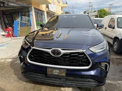 Toyota Highlander XLE 2021