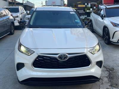 Toyota Highlander 2021