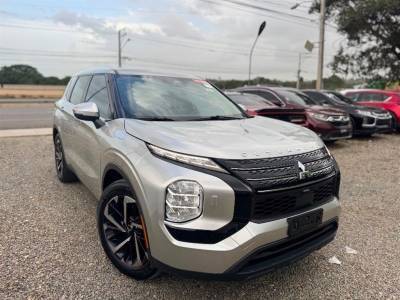 Mitsubishi Outlander SE 2022