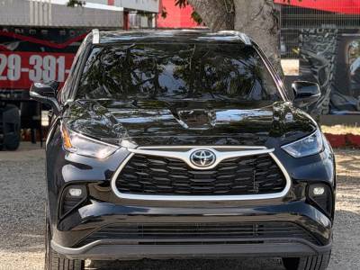Toyota Highlander XLE 2024