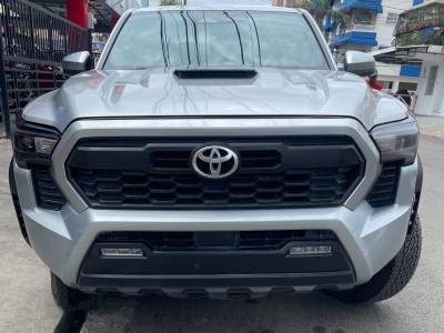 Toyota Tacoma TRD off-road 2025