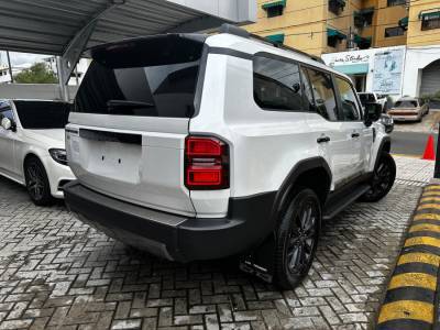 Toyota Land Cruiser Prado Adventure 2027