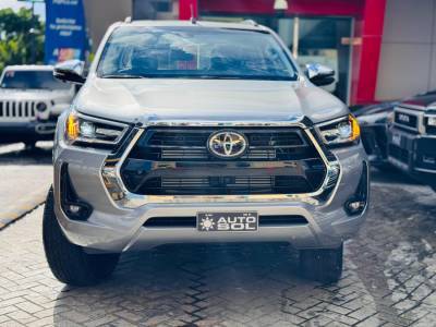 Toyota Hilux TSS 2025