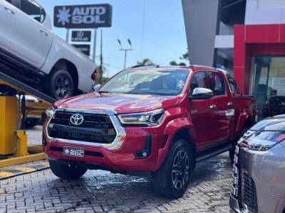 Toyota HILUX WIDE TREAD 2025