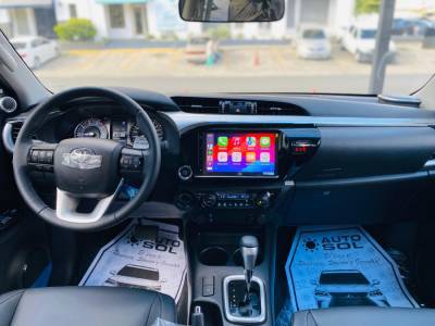 Toyota Hilux LIMITED 2025