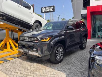 Toyota 4 Runner LIMITED 2027