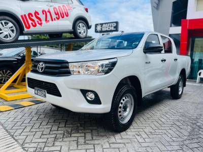 Toyota HILUX 4X4 2CAB MECANICA 2025