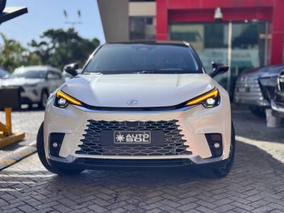Lexus LBX ACTIVE FULL 2027