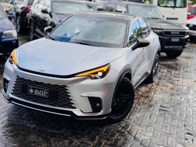 Lexus LBX Cool Sport Hibrida 2026