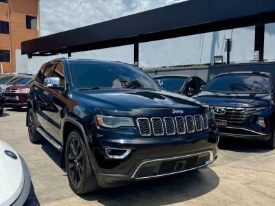 Jeep Grand Cherokee L Limited 2017