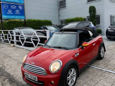 Mini Cooper Convertible 2011