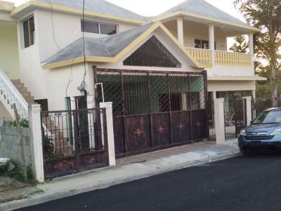 Casa en San Crist&oacute;bal, Canastica o Para&iacute;so