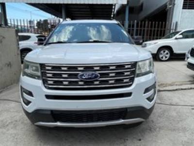 Ford Explorer XLT 4WD 2016