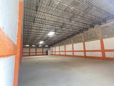 Nave industrial en Los Girasoles II