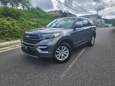 Ford Explorer XLT 2022