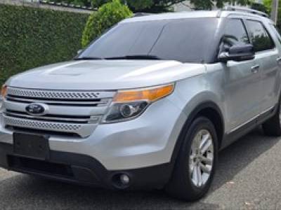 Ford Explorer XLT 2014