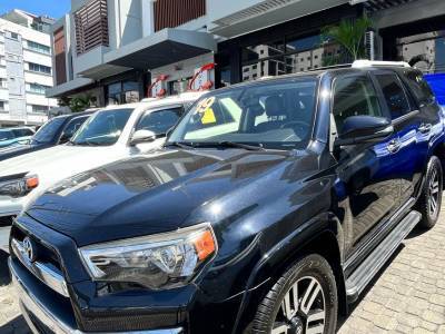 Toyota 4 Runner Limited 2019