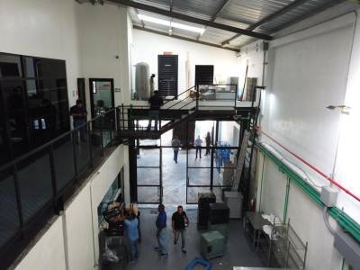 NAVE INDUSTRIAL EN ALQUILER 921 M&sup2; ENSANCHE QUISQU